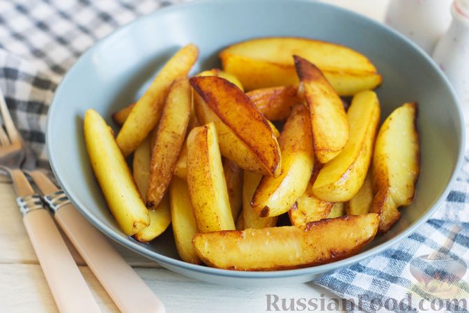 Фото к рецепту: Картошка по-деревенски (на сковороде)