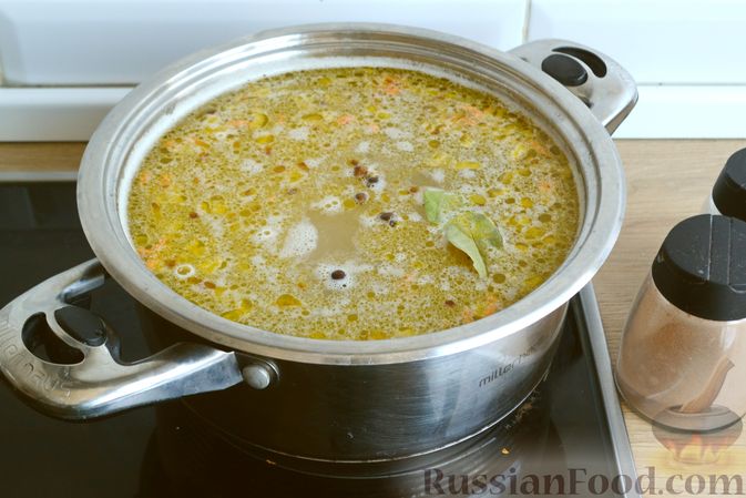 Фото приготовления рецепта: Суп со свининой и пшенной крупой - шаг №12