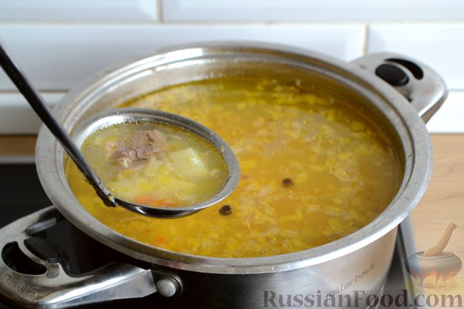Фото приготовления рецепта: Суп со свининой и пшенной крупой - шаг №13