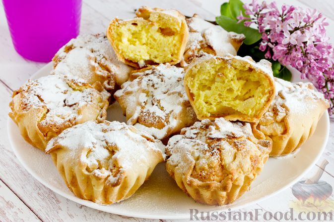 Фото к рецепту: Пирожные "Соффиони" с творожно-лимонной начинкой