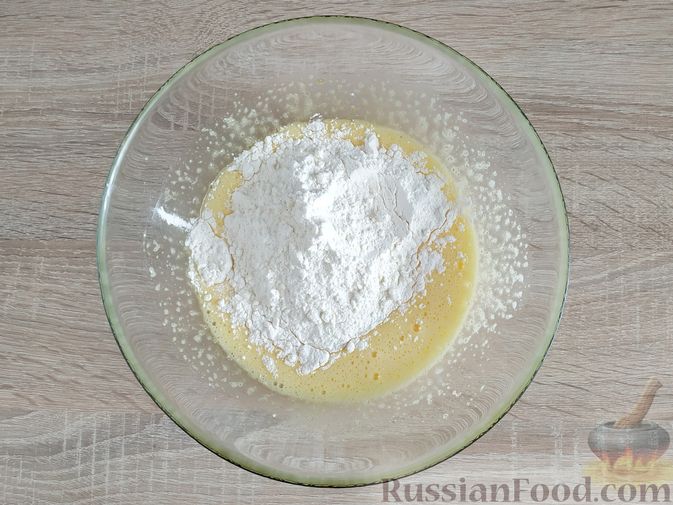 Фото приготовления рецепта: Пирожные "Соффиони" с творожно-лимонной начинкой - шаг №6