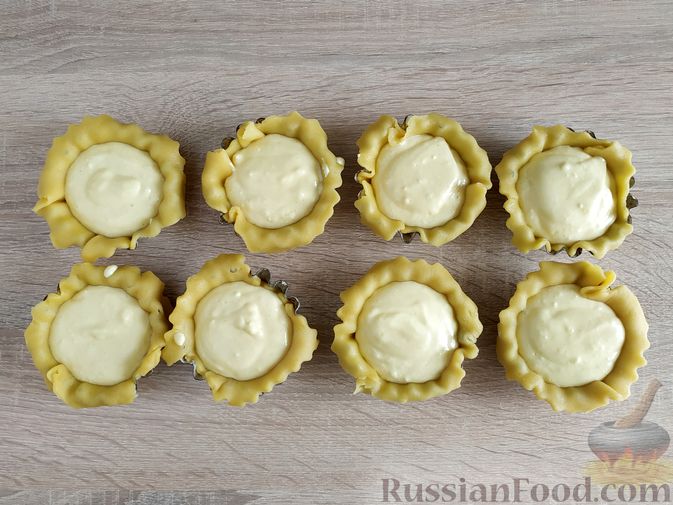 Фото приготовления рецепта: Пирожные "Соффиони" с творожно-лимонной начинкой - шаг №19