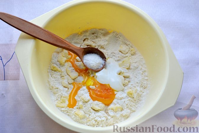 Фото приготовления рецепта: Печенье с капустой - шаг №9