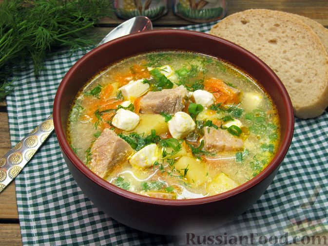 Фото к рецепту: Суп со свининой и брынзой
