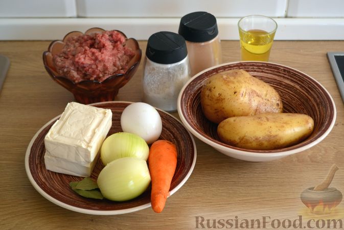 Фото приготовления рецепта: Сырный суп с фрикадельками - шаг №1