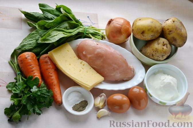 Фото приготовления рецепта: Картофельная запеканка с курицей и щавелем - шаг №1