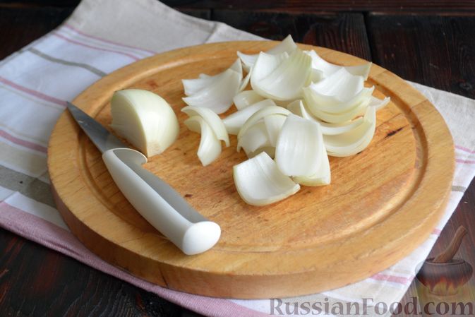 Фото приготовления рецепта: Шашлык из куриного филе с грибами и овощами (в духовке) - шаг №7