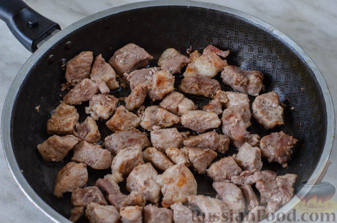 Фото приготовления рецепта: Овoщнoe paгу cо свининой - шаг №3