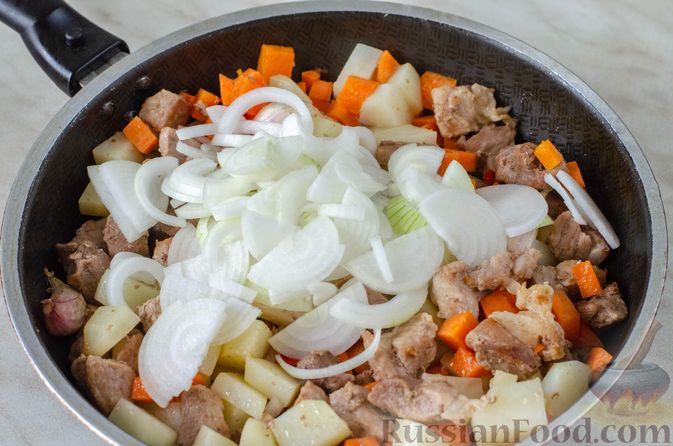 Фото приготовления рецепта: Овoщнoe paгу cо свининой - шаг №9