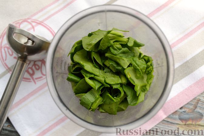 Фото приготовления рецепта: Овсяноблин со шпинатом - шаг №6