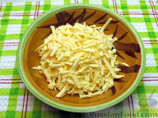 Фото приготовления рецепта: Салат "Мимоза" без картофеля - шаг №7