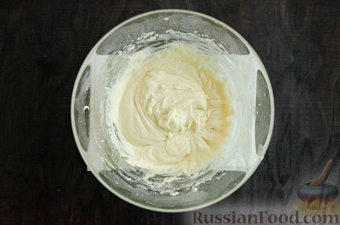 Фото приготовления рецепта: Ванильные кексы на белках - шаг №6