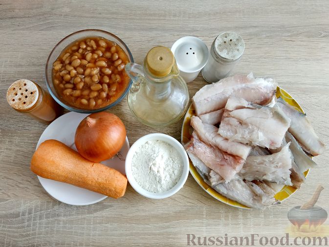 Фото приготовления рецепта: Рыба, запечённая с овощами и консервированной фасолью - шаг №1