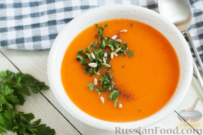 Фото приготовления рецепта: Овощной суп-пюре с имбирем - шаг №9