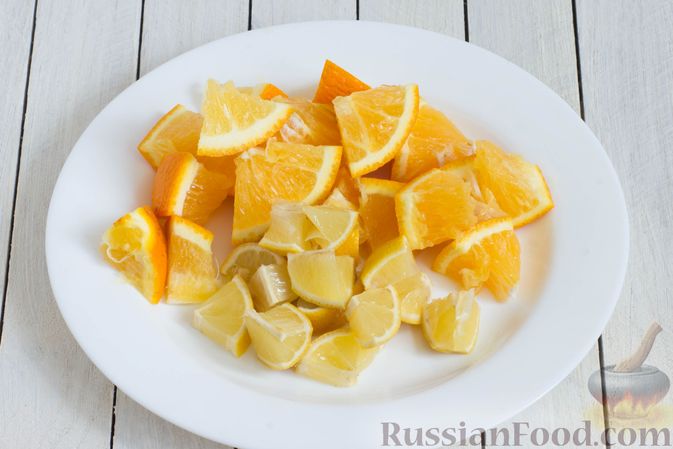Фото приготовления рецепта: Дрожжевой пирог с апельсиново-лимонной начинкой - шаг №7