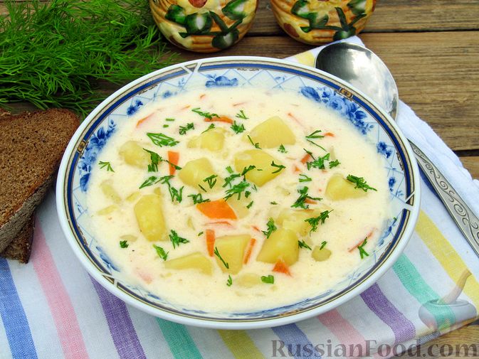 Фото приготовления рецепта: Картофельный суп с плавленым сыром - шаг №20