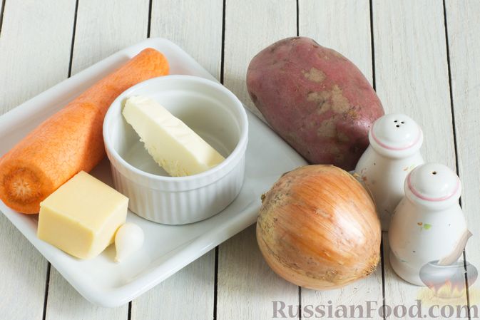 Фото приготовления рецепта: Картофельно-морковная запеканка - шаг №1
