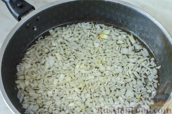 Фото приготовления рецепта: Голубцы с кукурузной крупой - шаг №7