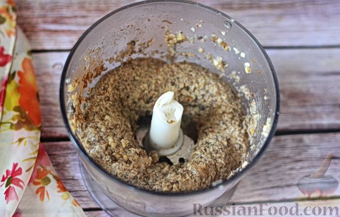 Фото приготовления рецепта: Паштет из грибов и орехов - шаг №8