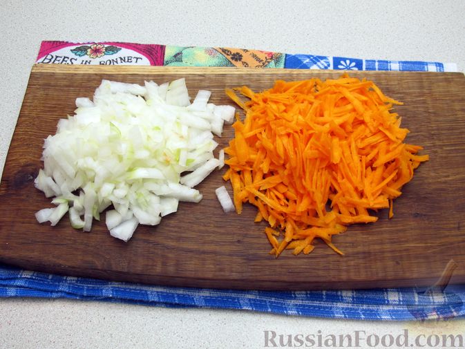 Фото приготовления рецепта: Печёночный паштет с творогом - шаг №3