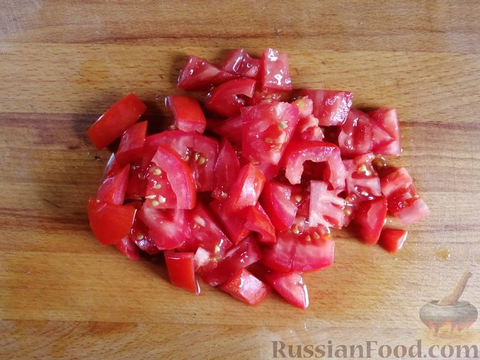 Фото приготовления рецепта: Кабачки, тушенные с болгарским перцем и помидором, в микроволновке - шаг №5