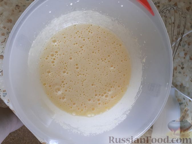 Фото приготовления рецепта: Песочное печенье на маргарине и сметане - шаг №2