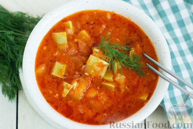 Фото приготовления рецепта: Холодный томатный суп с кабачками - шаг №7