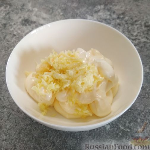 Фото приготовления рецепта: Закуска из кабачков и помидоров - шаг №4
