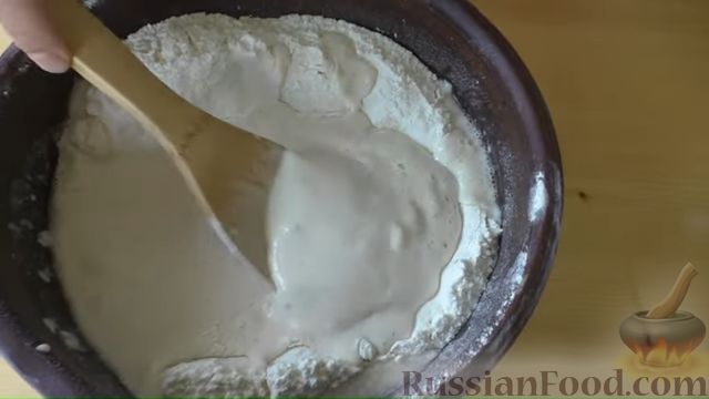 Фото приготовления рецепта: Булочки с чесноком и сыром (из дрожжевого теста) - шаг №2