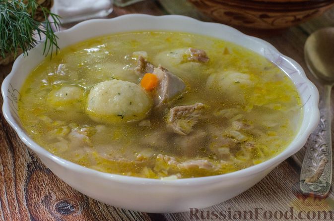 Фото к рецепту: Суп из индейки с кукурузными фрикадельками