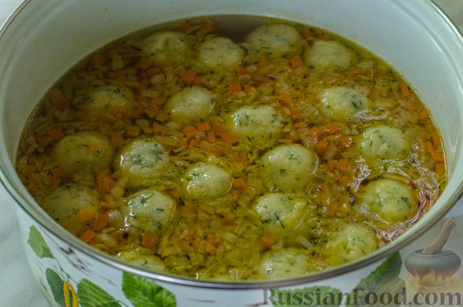 Фото приготовления рецепта: Суп из индейки с кукурузными шариками - шаг №11