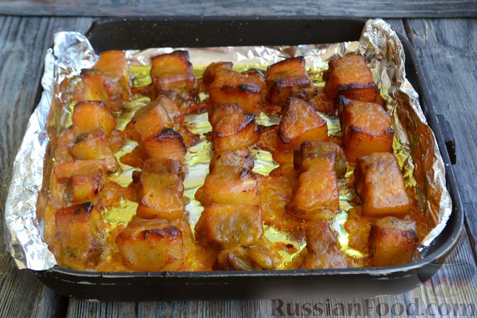 Фото приготовления рецепта: Свиные рёбрышки в апельсиновом маринаде (в духовке) - шаг №15