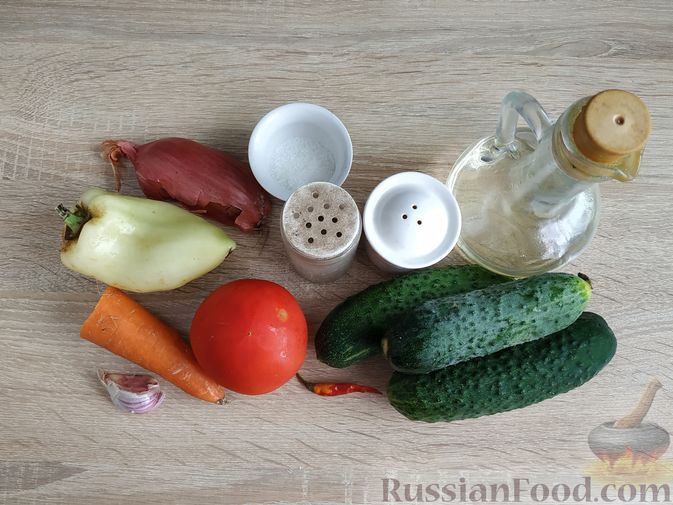 Фото приготовления рецепта: Овощное рагу с огурцами и сладким перцем - шаг №1