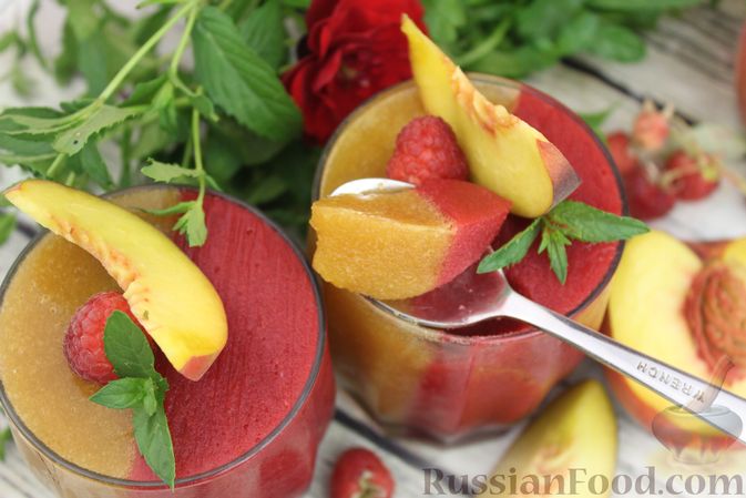 Фото приготовления рецепта: Персиково-малиновое желе - шаг №16