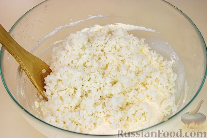 Фото приготовления рецепта: Творожная запеканка с рисом - шаг №3