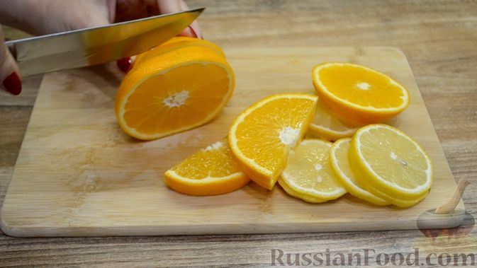 Фото приготовления рецепта: Домашний апельсиновый лимонад - шаг №3