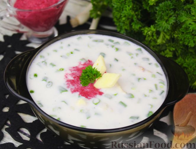 Фото к рецепту: Холодный суп с цукини, омлетом и кефиром