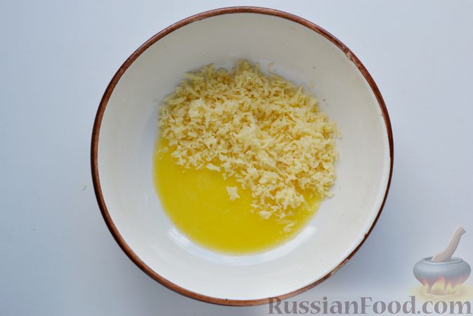 Фото приготовления рецепта: Патиссоны с сыром, жаренные в кляре - шаг №5