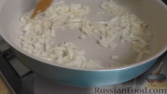 Фото приготовления рецепта: Куриные шашлычки, запечённые с рисом и овощами - шаг №2