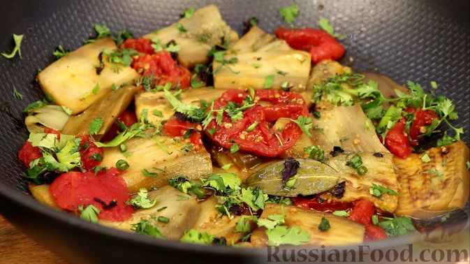 Тушеные баклажаны с помидорами - пошаговый рецепт с фото на вороковский.рф