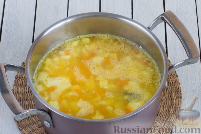 Фото приготовления рецепта: Гороховый суп с цветной капустой - шаг №9