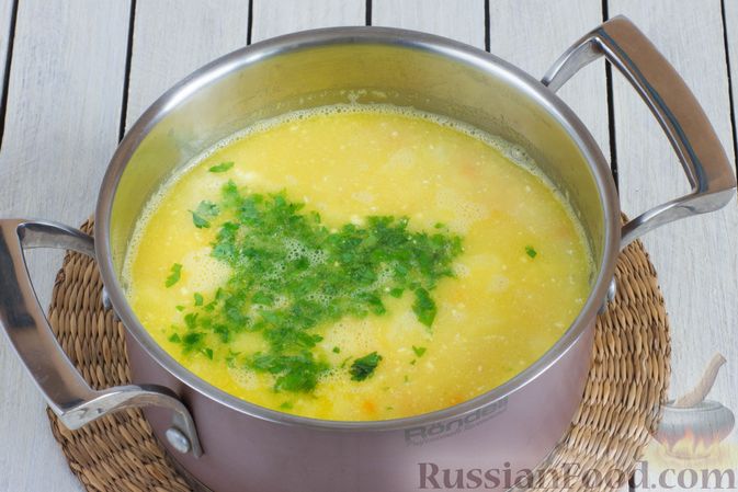 Фото приготовления рецепта: Гороховый суп с цветной капустой - шаг №10