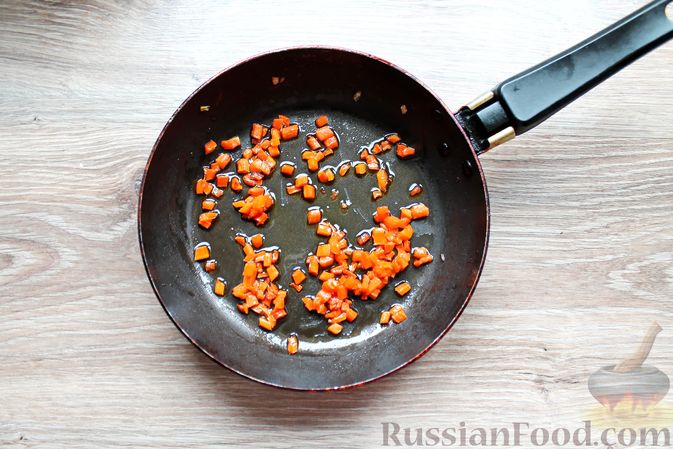 Фото приготовления рецепта: Суп с мясными фрикадельками и цветной капустой - шаг №8