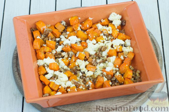 Фото приготовления рецепта: Морковь, запечённая в духовке с грецкими орехами и пряностями - шаг №10