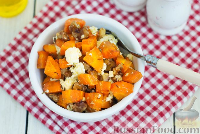 Фото приготовления рецепта: Морковь, запечённая в духовке с грецкими орехами и пряностями - шаг №11