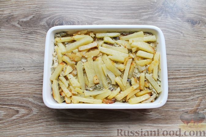 Фото приготовления рецепта: Картофель, запечённый с белыми грибами и сыром - шаг №10