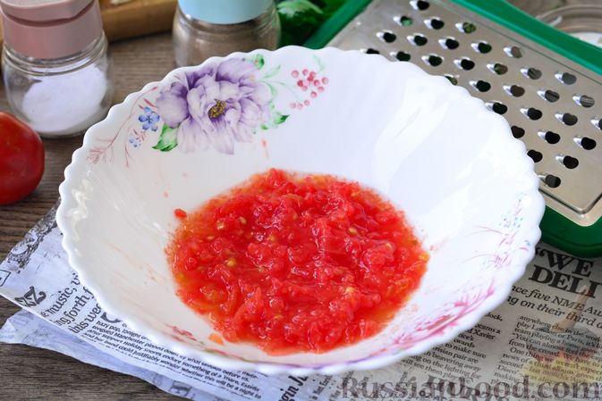 Фото приготовления рецепта: "Лодочки" из сладкого перца с мясным фаршем, рисом и помидорами (в духовке) - шаг №3