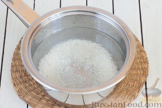 Фото приготовления рецепта: Холодный суп "Таратор" с рисом - шаг №5