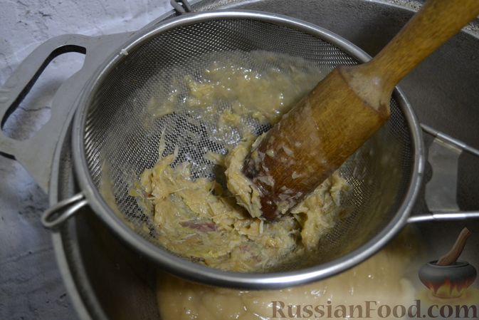 Фото приготовления рецепта: Яблочное повидло в духовке (на зиму) - шаг №9