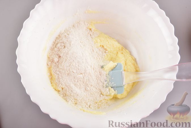 Фото приготовления рецепта: Песочное печенье в корично-сахарной обсыпке (сникердудль) - шаг №5
